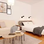 Apartamento The Pearl Of Drumul Taberei + Netflix